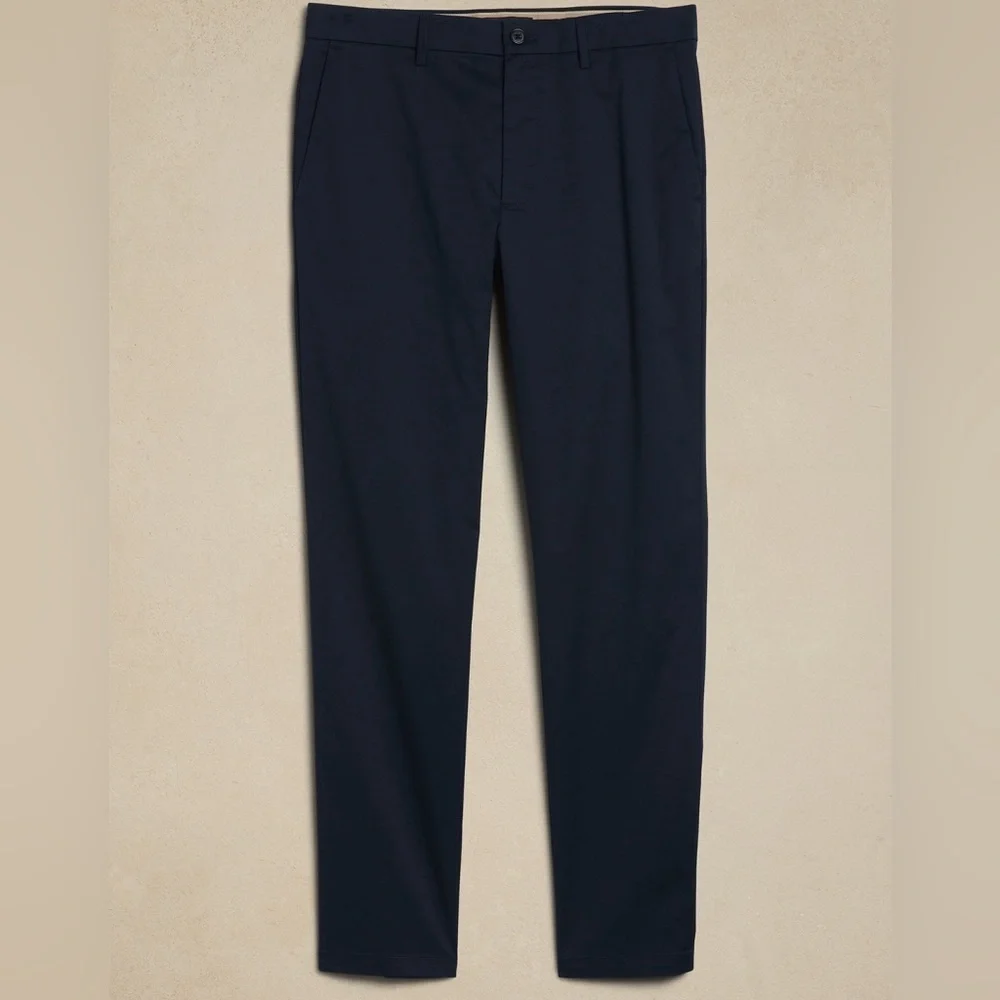 NWT Banana Republic Men’s Slim Core Temp Navy Pants Size 35 x 32.
